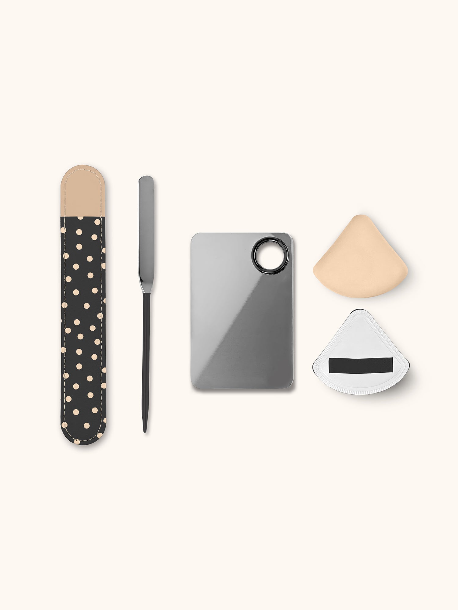 SCOOPS Beauty Makeup Spatula and Palette Set, Dots on Black