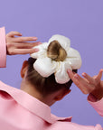 SCOOPS Beauty Flower Scrunchie 2-Pack, Black & Beige Flowers
