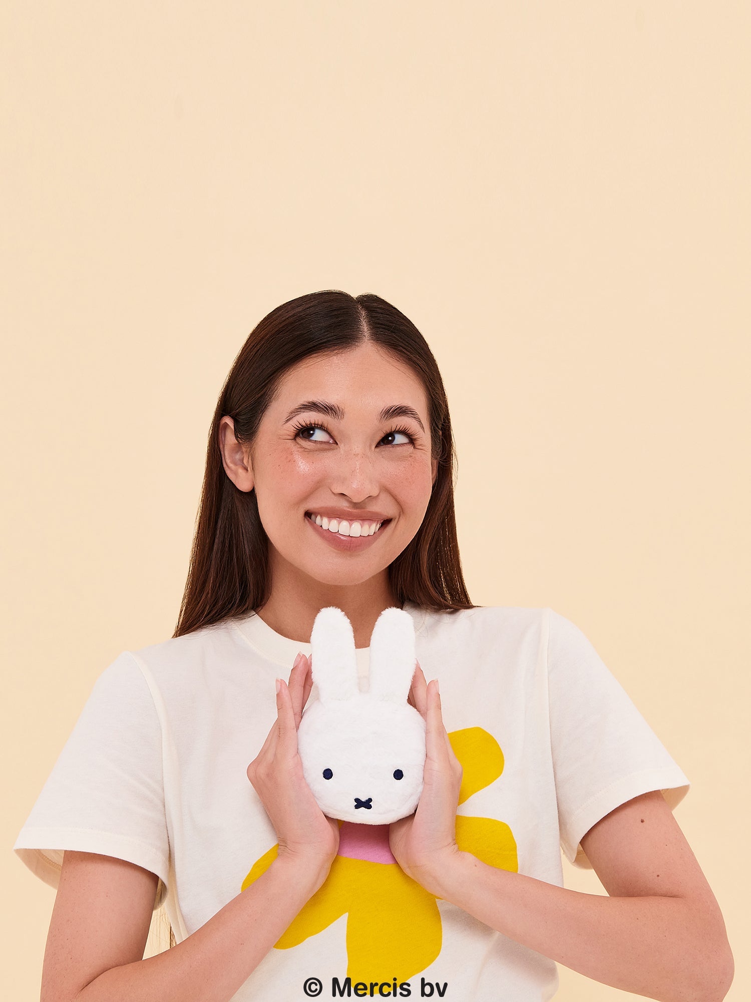 JuJuBe Miffy Flower Fields Plush Mini Pouch - White